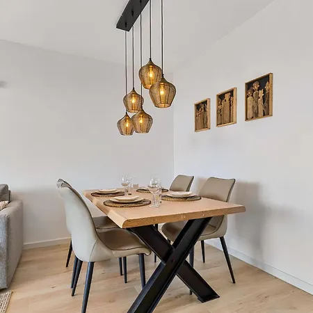 Apartment One80 In