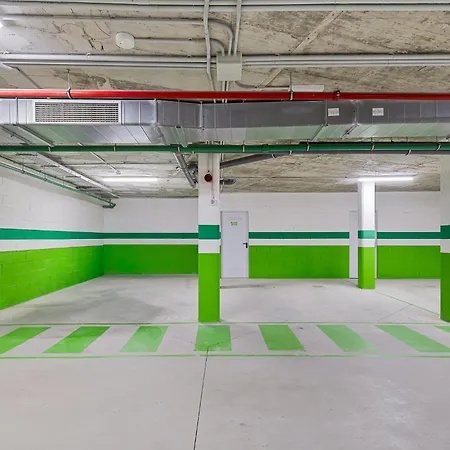 One80 In * Эстепона